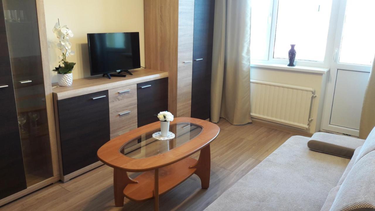 Tulpiu Apartamentai Apartment Panevezys Ngoại thất bức ảnh